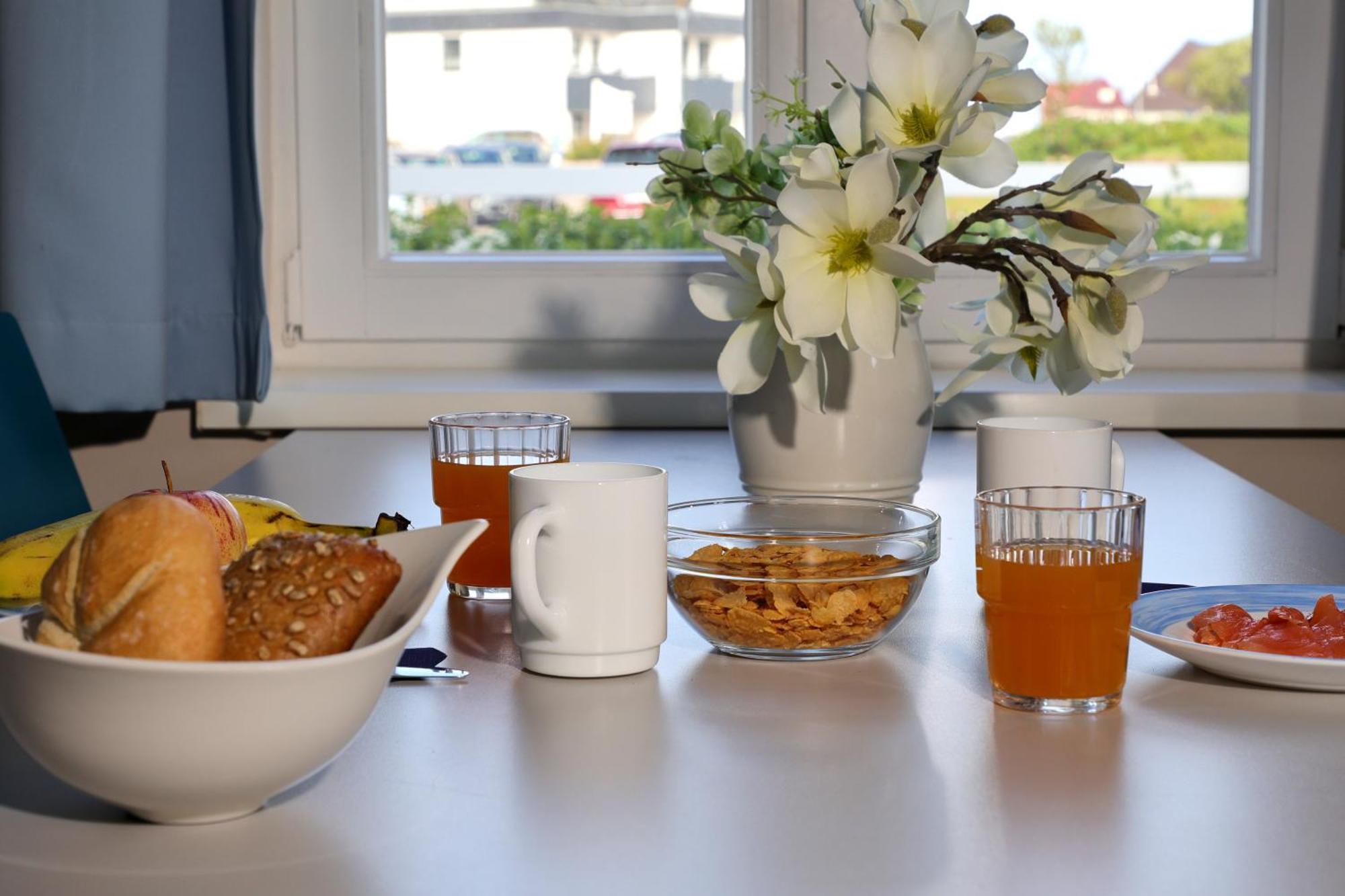 Klaarcamp Hostel Wenningstedt-Braderup Екстериор снимка